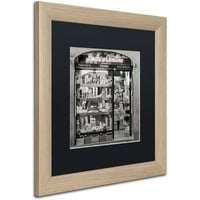 Търговска марка изобразително изкуство Долчи е Кантин платно изкуство от Алън Блаустейн, Черен мат, бреза